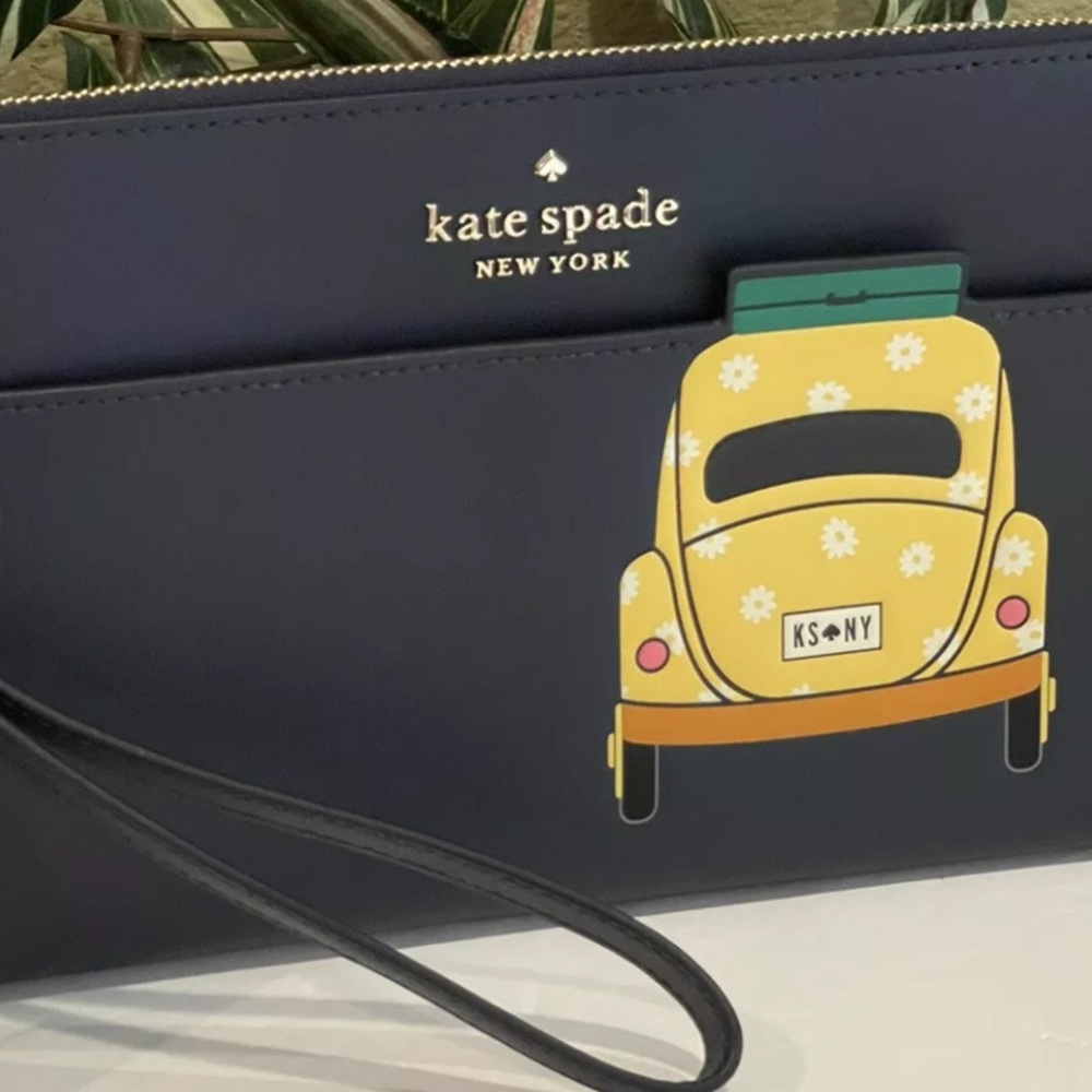 KATE SPADE BEEP MEDIUM WRISTLET CARD HOLDER WALLET VW BUG YELLOW CAR NAVY BLUE - Picture 3 of 9